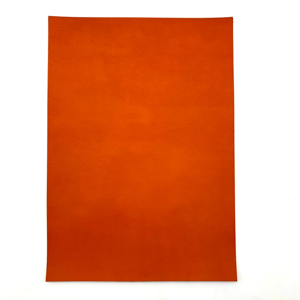 栃木レザー　染料仕上げ　オレンジ　A4サイズ　1.0～1.5mm　革　皮革　本革　ヌメ革　レザークラフト　ハンドメイド 2枚目の画像
