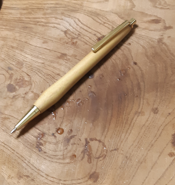 木軸シャーペン0.5㎜バックアイバール＆花梨瘤　蜜蝋クリーム仕上げ 木軸シャーペン0.5㎜ ハリエンジュ蜜蝋クリーム仕上げ ペン・筆記用具