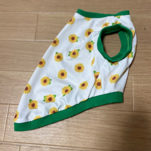 犬服 ハンドメイド 選べる3色♪ カラフル北欧柄のタンクトップ