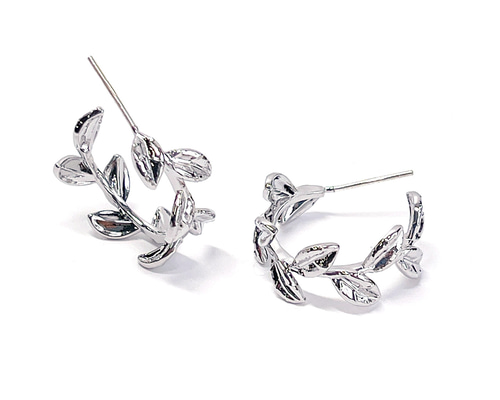 eje585【1ペア】SV925刻印芯！繊細なリーフモチーフ シルバー フープ