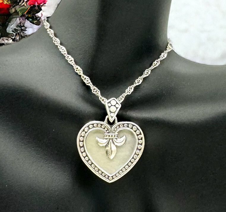 Topping Heart Necklace by Angelic Pretty