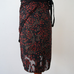 バレエ　ラップスカート[赤小花・ブラック48-129]X150Bredflower 9枚目の画像