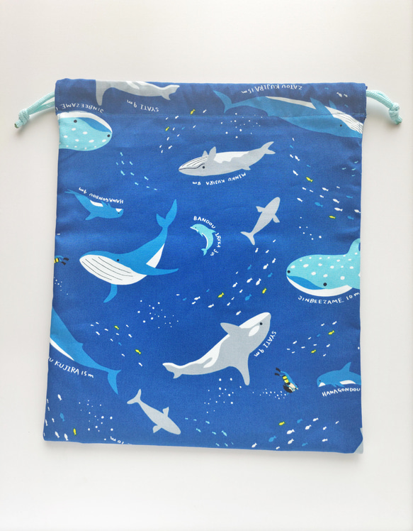 35×30  巾着　お着替え袋　　海の生き物　魚　サメ　クジラ 4枚目の画像