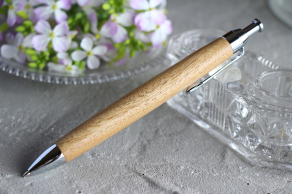 「樟 クスノキ 悪い気を払う香りの木 Pencil 0.5mm」木軸シャープペン Viriditas 銘木 ペン 4枚目の画像