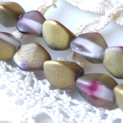種　マットゴールドラズベリー　チェコビーズCzech Glass Beads10個 2枚目の画像