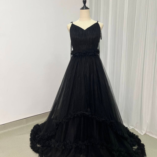 送料無料！カラードレス 2次会/合コン/デート ブラック ラッフルフリル  