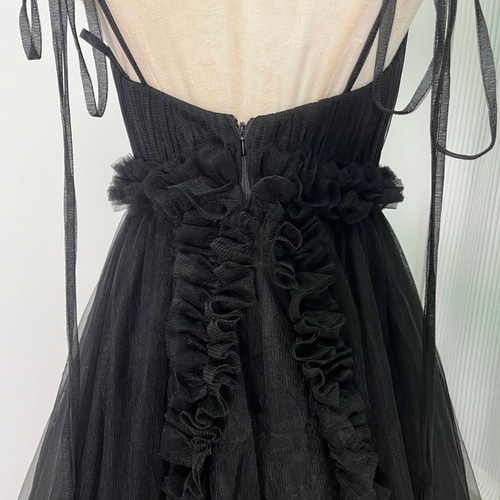 送料無料！カラードレス 2次会/合コン/デート ブラック ラッフルフリル  