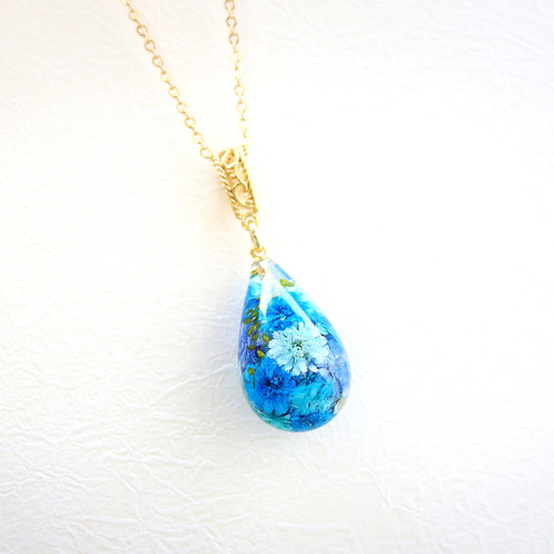 本物のお花の立体しずくネックレス レジンアクセサリ― ネックレス 