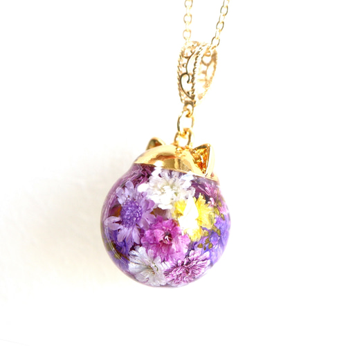 1147.スワロ入り♡ 球体レジンネックレス♡ 1739.スワロ入り♡ 球体レジンネックレス♡ - メルカリ