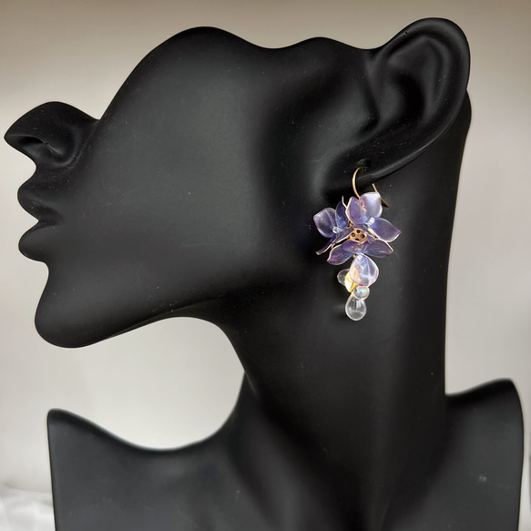 【特集掲載】水彩の紫陽花 ピアス/イヤリング ディップアート アメリカンフラワー 推し活 レジン 紫 ブライダル 15枚目の画像