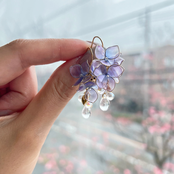 【特集掲載】水彩の紫陽花 ピアス/イヤリング ディップアート アメリカンフラワー 推し活 レジン 紫 ブライダル 13枚目の画像