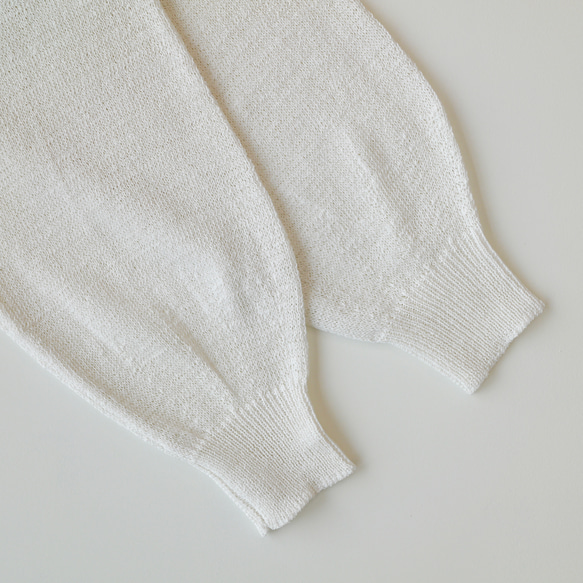 【洗える透かし編みUVカーディガン】清涼感たっぷりペーパーMIXヤーン素材　オフホワイト　りんご1個分の軽さ 紫外線対策 17枚目の画像