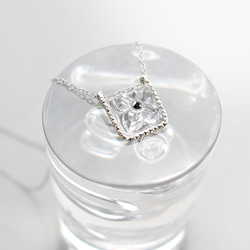 silver925｜ヴィンテージガラスの透明な花ネックレス［Aスクエア］ 4枚目の画像