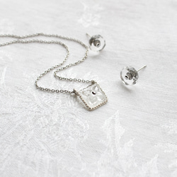 silver925｜ヴィンテージガラスの透明な花ネックレス［Aスクエア］ 11枚目の画像