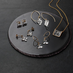 silver925｜ヴィンテージガラスの透明な花ネックレス［Aスクエア］ 12枚目の画像