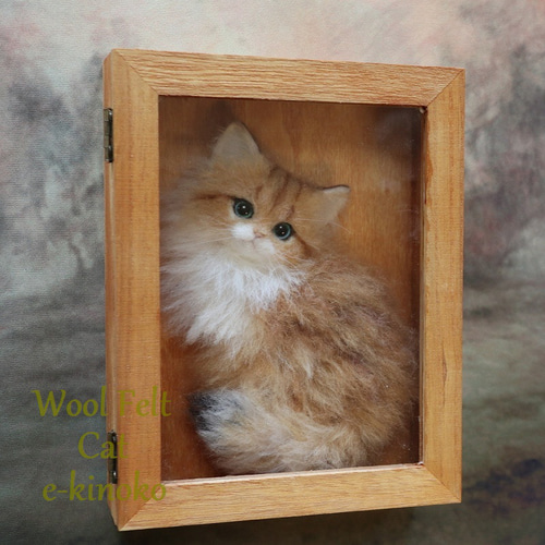 箱中ノ猫013 羊毛フェルト 壁掛け インテリア雑貨 置物 チンチラ