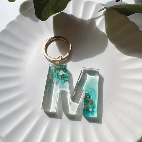 名入れ】クリアアルファベットキーホルダー 全5色 イニシャル チャーム