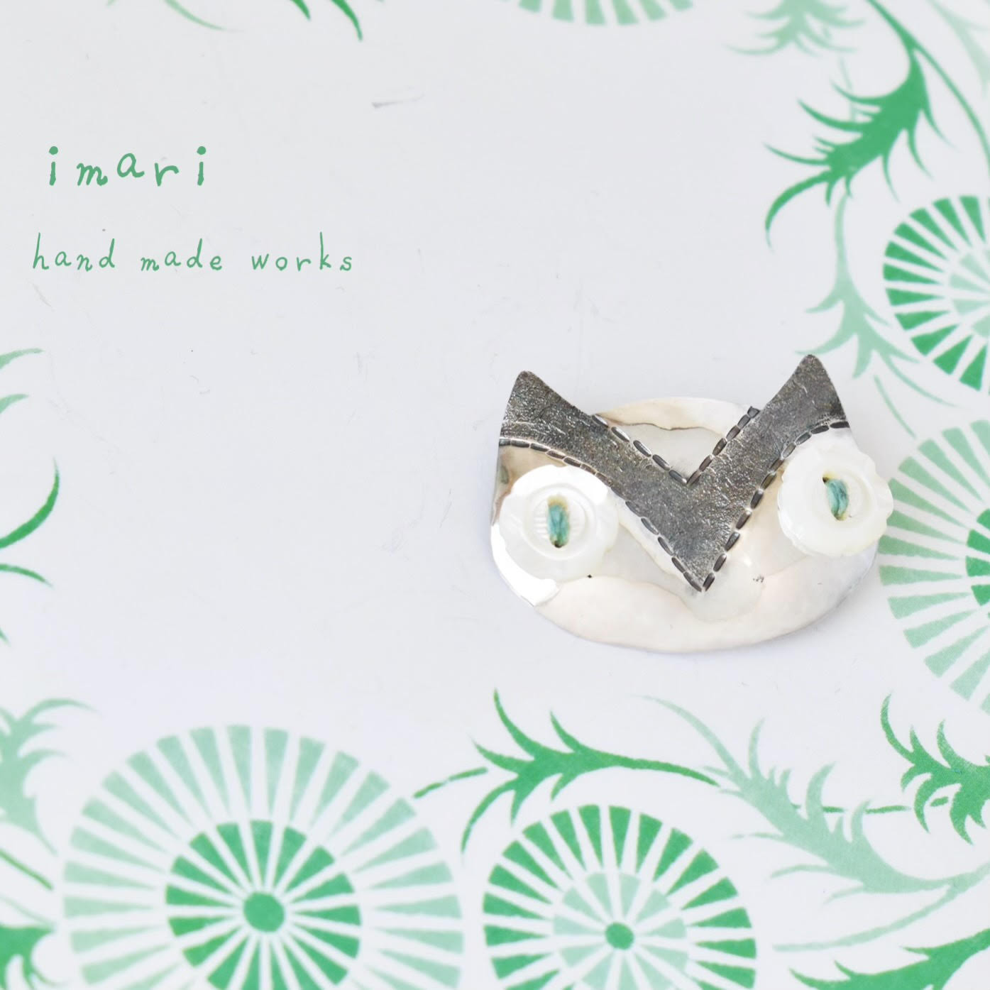 シェルボタンおめめのふくろうさんブローチ＆ペンダントトップ