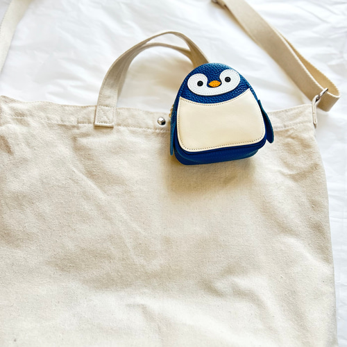 ブルーペンギンポーチ小 本革使用 レザーポーチ 立体ペンギン ブルーペンギンポーチ小 本革使用 レザーポーチ 立体ペンギン