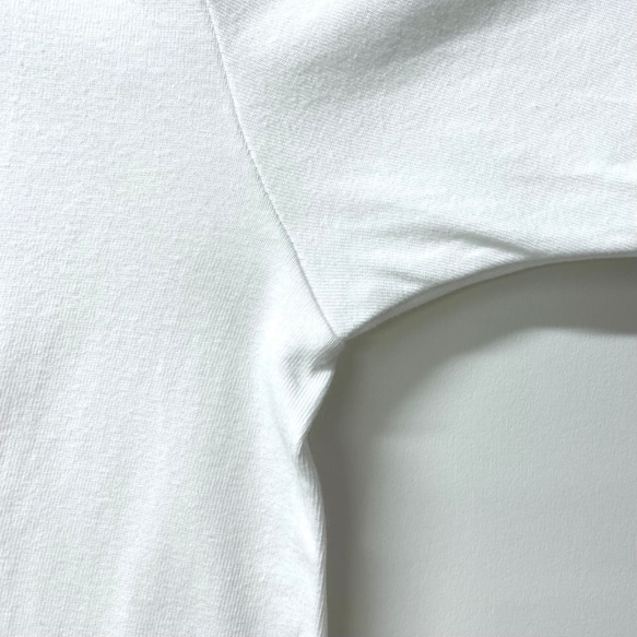 【限定セール中！】15%オフ！￥3,300→￥2,980 猫とホネ Tシャツ ホワイト 猫柄 綿100% シルクスクリー 12枚目の画像