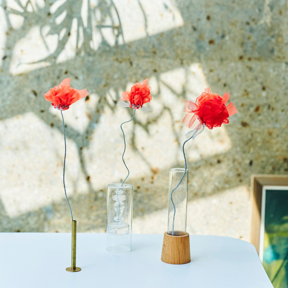 自由に曲げて空間にとける咲き編みの花｜大きいカーネーション｜レッド 7枚目の画像