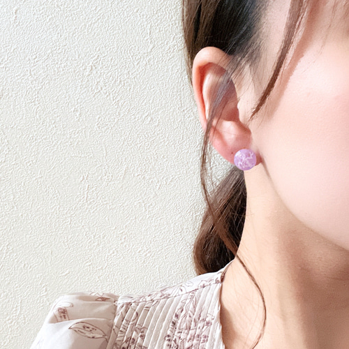 紫陽花 マーブル レジン ピアス／イヤリング 紫 小粒 マーブル  