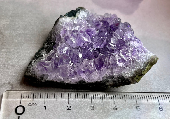 【愛の守護石♡】アメジスト　紫水晶　クラスター　原石　ラフストーン 8枚目の画像