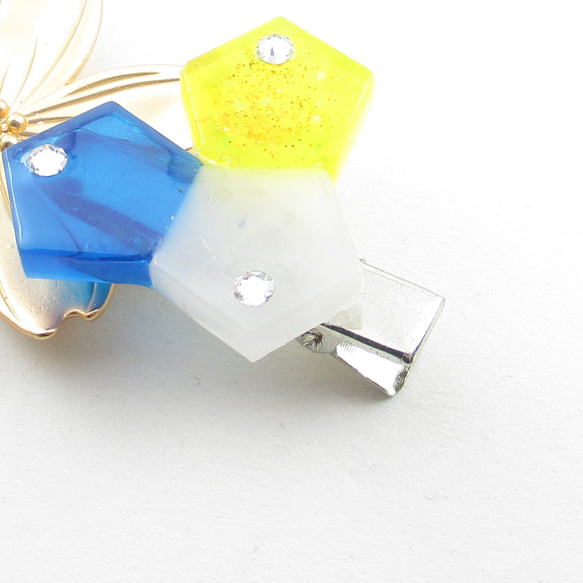 時代を流すよりも流されたいと願うクォーツは、今日も元気です♪<創作ヘアクリップ>HC058 1枚目の画像