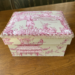 カルトナージュ(中)裁縫箱　中国風柄でステキ‼︎ 大きさも使いやすい‼︎レース、ビーズアンティーク 6枚目の画像