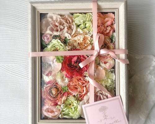 ＊*..華やぎあるローズアレンジ..＊°..ナチュラルインテリア　お花の贈り物 ローズフラワーボックスフレームアレンジ 無料ラッピング フラワー