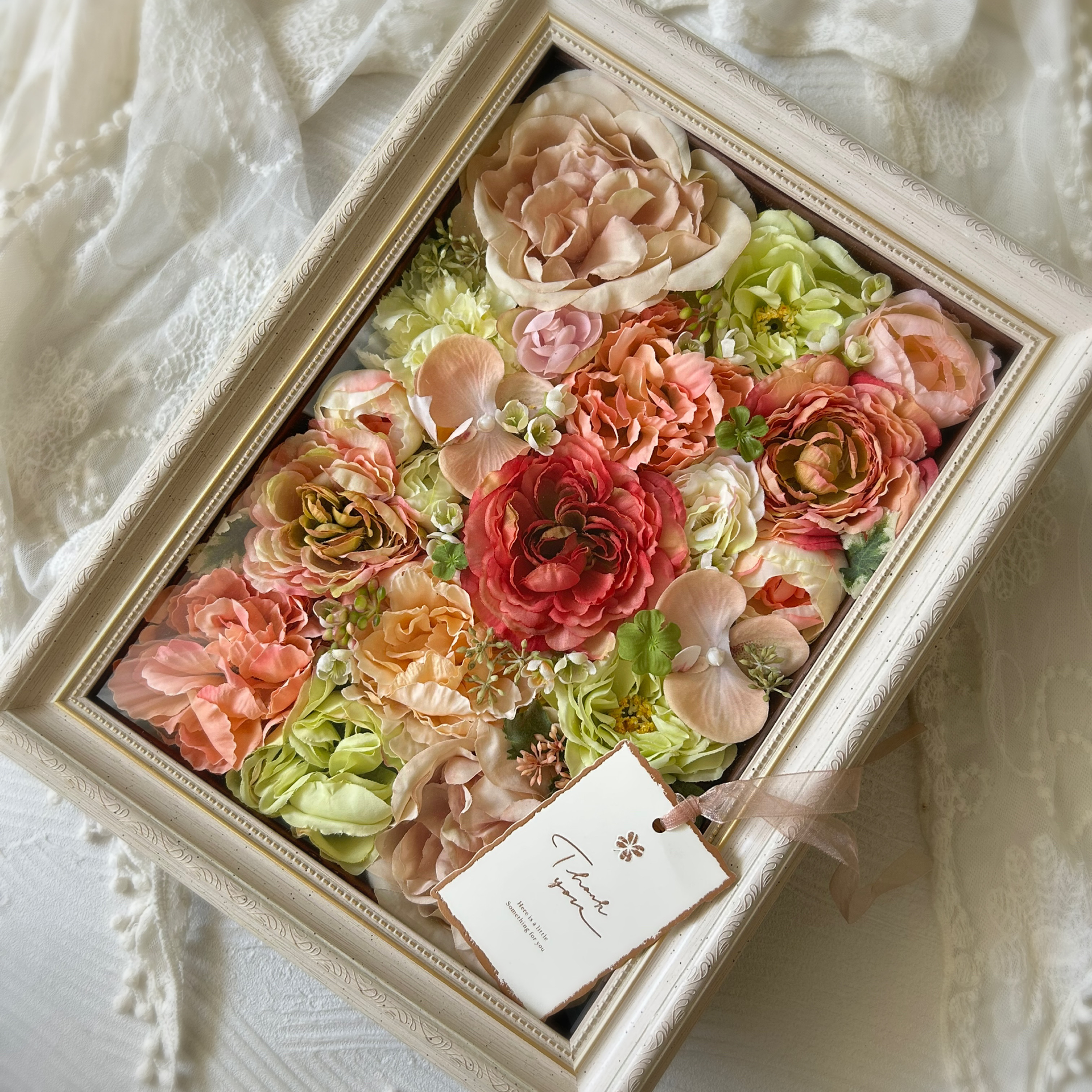 ローズフラワーボックスフレームアレンジ 無料ラッピング フラワーギフト インテリアフラワー 新築祝い 結婚祝い 母の日