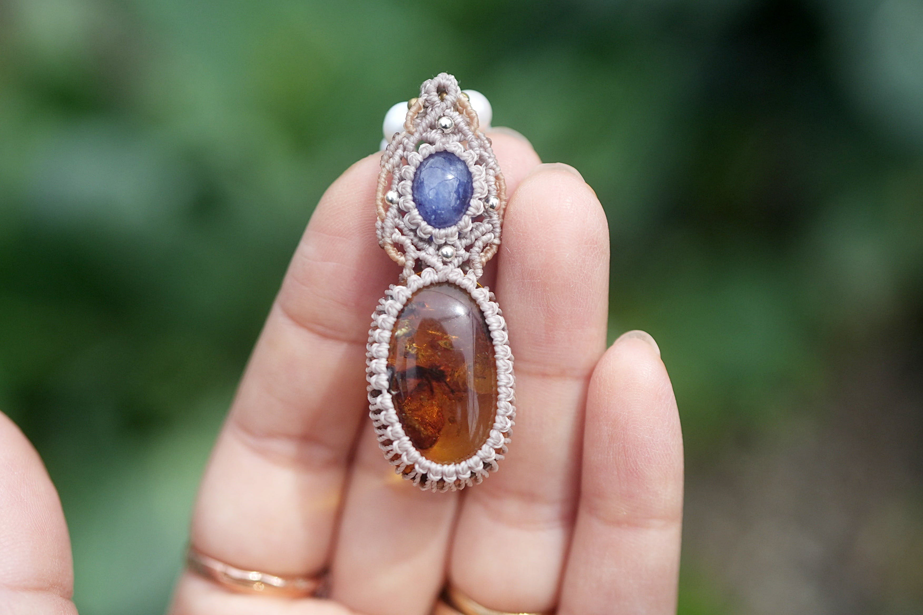 古代の奇跡とサファイア★アンバー マクラメネックレス1582