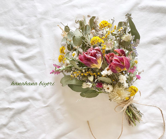 チューリップのドライフラワースワッグ スワッグ ハナハナビヨリ