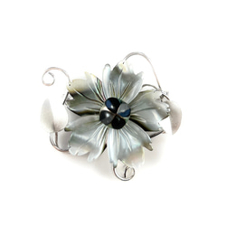 東京切子ブローチ　雅七宝　マザーオブパール　ブラック 3枚目の画像