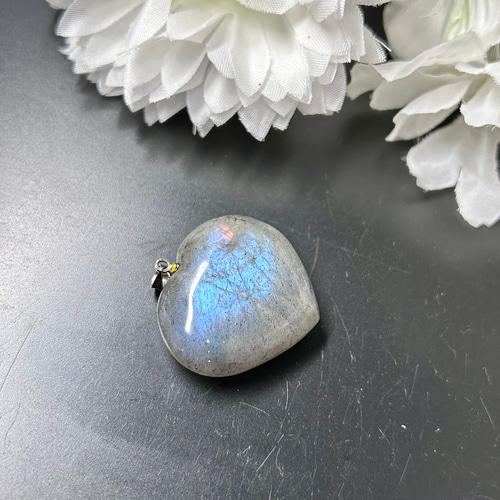 両シラー ラブラドライト ハート型 ライトブルーシラー 天然石