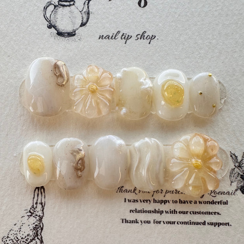 No.169 フラワーネイル、ニュアンスネイル、ぷっくりネイル ネイル  