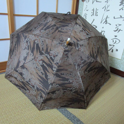 泥染め・着物から日傘（傘袋付き） 4枚目の画像