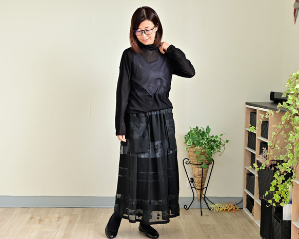 趣きのある３D花模様織りのギャザースカート：インナーペチコート付き 9枚目の画像