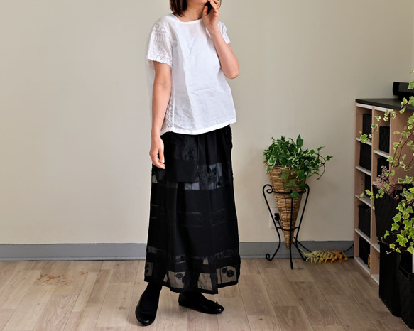 趣きのある３D花模様織りのギャザースカート：インナーペチコート付き 15枚目の画像
