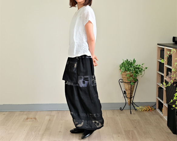 趣きのある３D花模様織りのギャザースカート：インナーペチコート付き 3枚目の画像