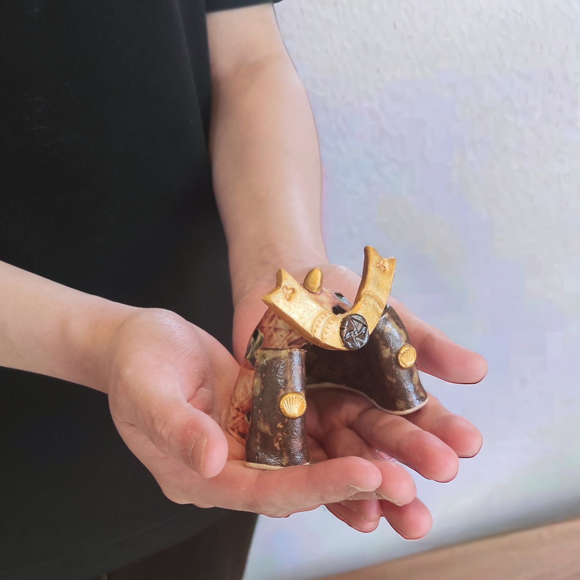 リトル兜「鍬形」織部　１～２日以内に発送        Ω