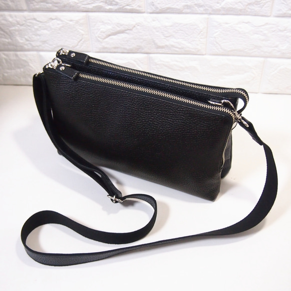 ★日本製造★真皮★L型拉鍊，加大號★斜挎單肩包★黑色★寬肩帶3cm★銀色拉鍊★ 第11張的照片