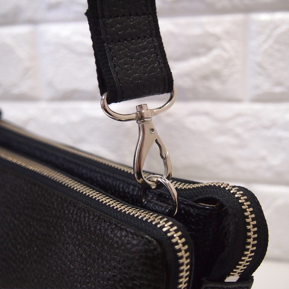 ★日本製造★真皮★L型拉鍊，加大號★斜挎單肩包★黑色★寬肩帶3cm★銀色拉鍊★ 第13張的照片