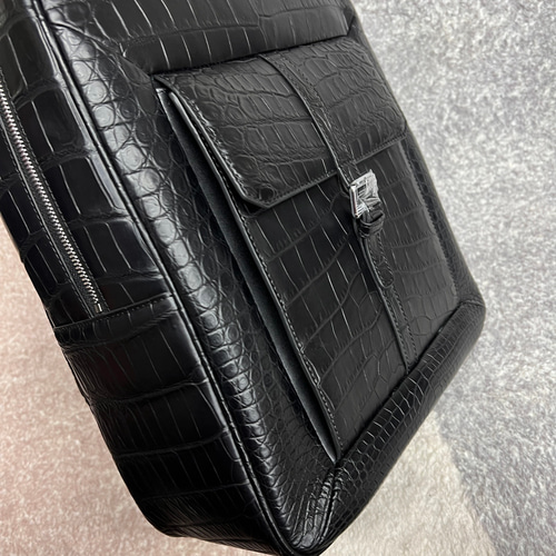 ワニ革 鞄 リュックサック バックパック デイパック メンズバッグ 旅行  