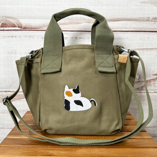 お餅猫の刺繍 たくさんポケット付きキャンバス2WAYミニ