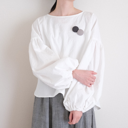 バルーンスリーブブラウス しわ加工 ホワイト ブラウス POPO 通販