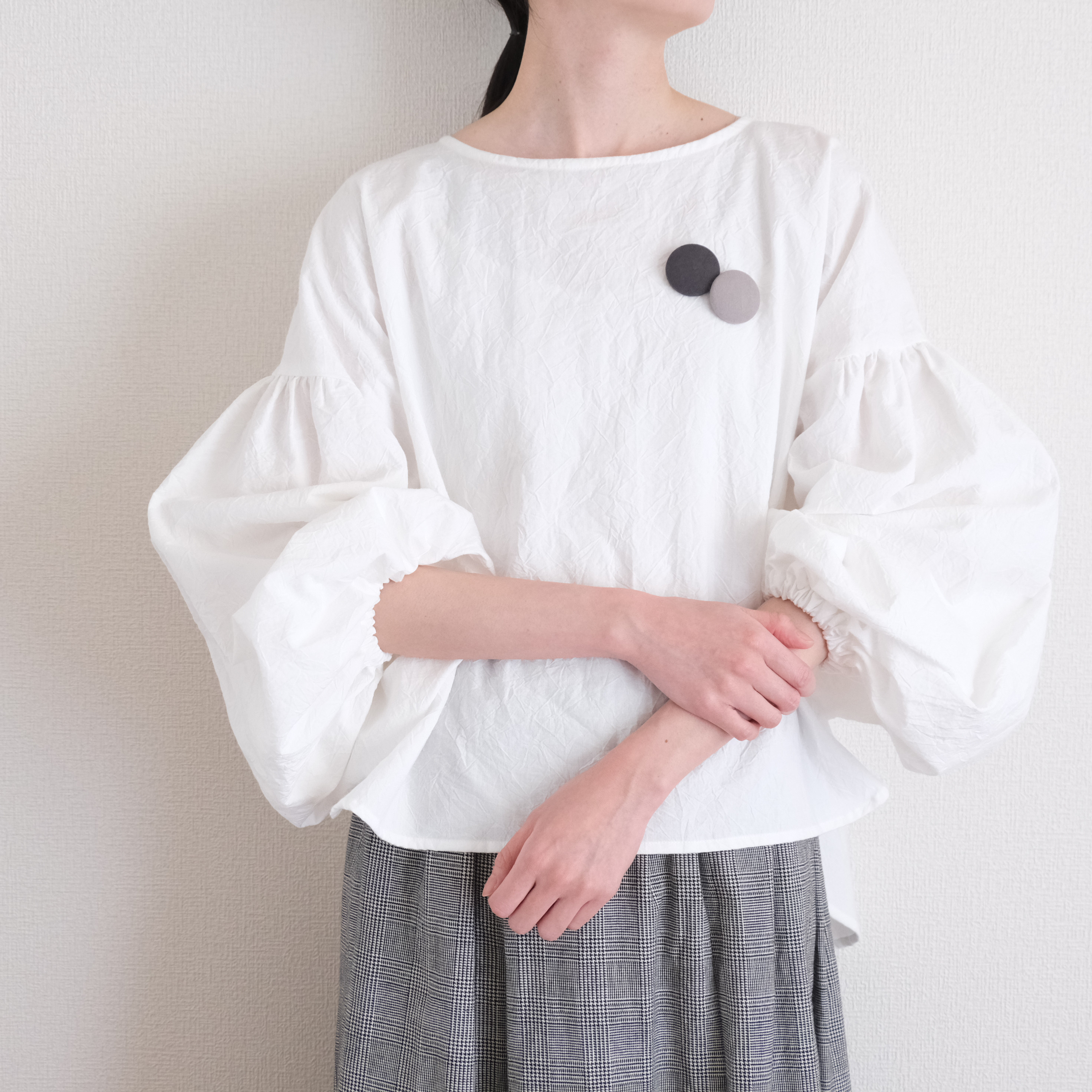 バルーンスリーブブラウス　しわ加工　ホワイト