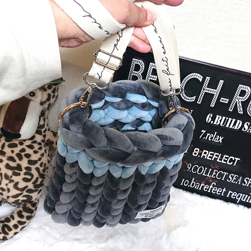 ハンドメイド BIG マンドゥちゃんショルダーバッグ ハンドメイド BIG マンドゥちゃんショルダーバッグ