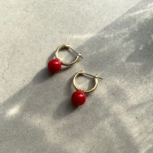 赤珊瑚 レッドコーラルのフープピアス/イヤリング レッドピアス