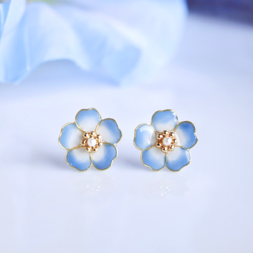 ネモフィラ ピアス・イヤリング 母の日 ブルー フラワー ピアス